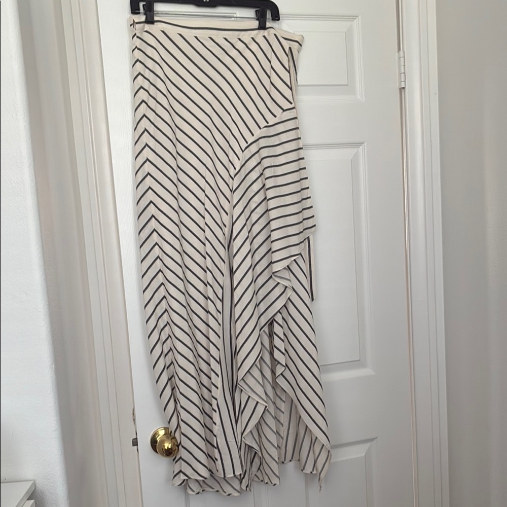 White House black Market Stripe Maxi. Brand new with tags